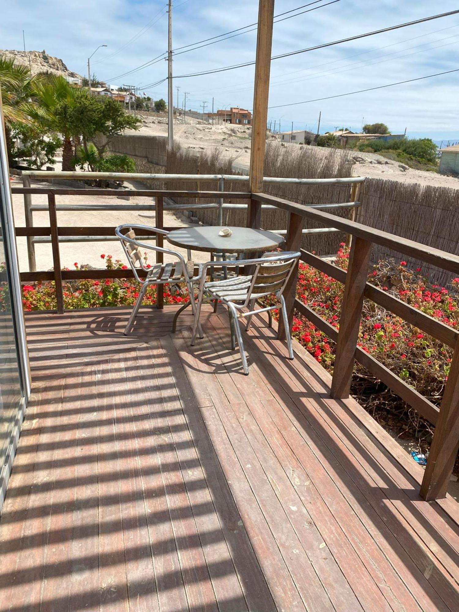 Hotel & Cabanas El Mirador 卡尔德拉 外观 照片