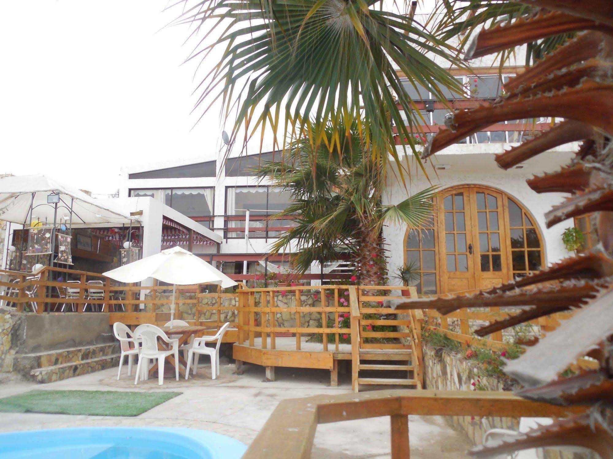 Hotel & Cabanas El Mirador 卡尔德拉 外观 照片