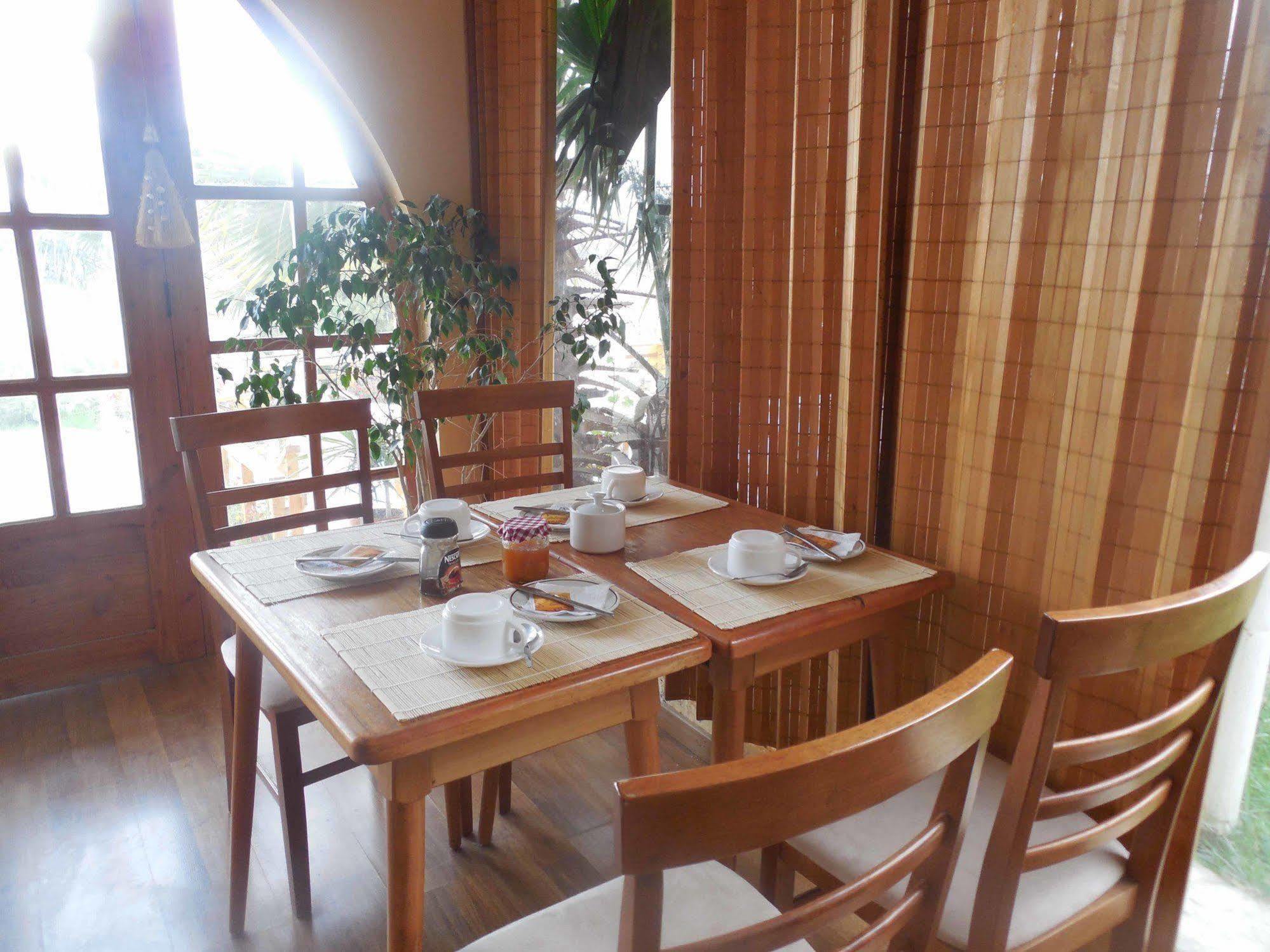 Hotel & Cabanas El Mirador 卡尔德拉 外观 照片